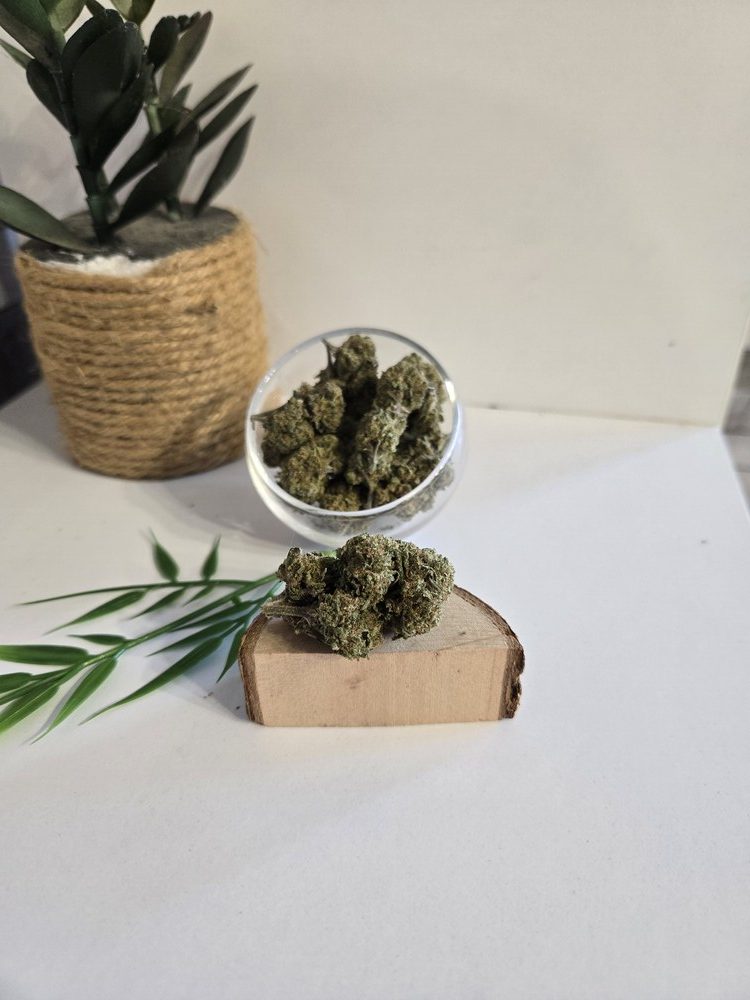 SUPER LEMON CBD SUPER LEMON CBD